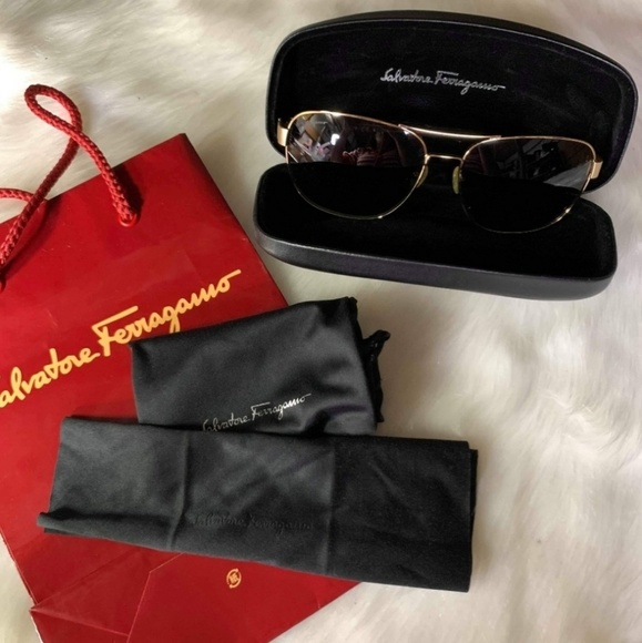 Authentic Salvatore Ferragamo Sunglass - Picture 8 of 8